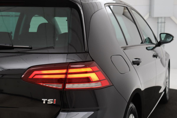 Volkswagen Golf 1.4 TSI Comfortline | Stoelverwarming | Carplay | Adaptive Cruise | PDC | Navigatie | Climate control