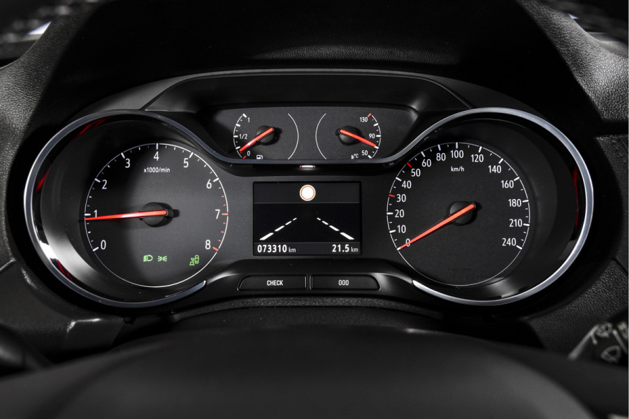 Opel Grandland X 1.2 Turbo 130 PK Innovation | Cruise | Stoel-+ Stuurverw. + Ventilatie | Achterbankverw. | Camera | PDC | NAV + App. Connect | Auto. Airco | Afn. Trekhaak | LM 18"|