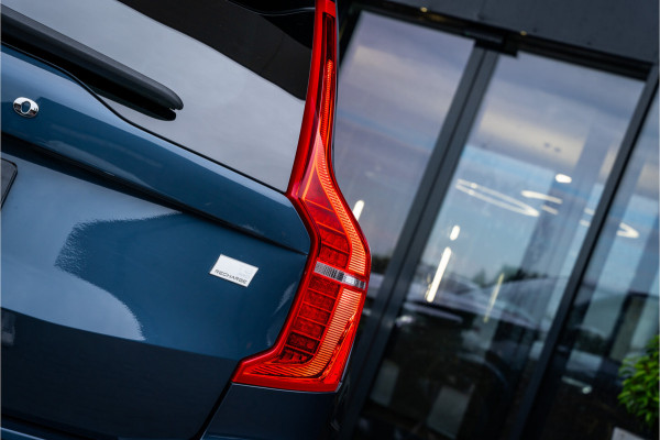 Volvo XC90 2.0 T8 Recharge AWD R-Design 7p - Panorama | H/K | 360 cam | Elek. Trekhaak