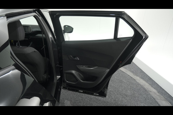 Peugeot 2008 PureTech 100 Active Pack | Apple Carplay | Parkeersensoren | Navigatie | Cruise Control