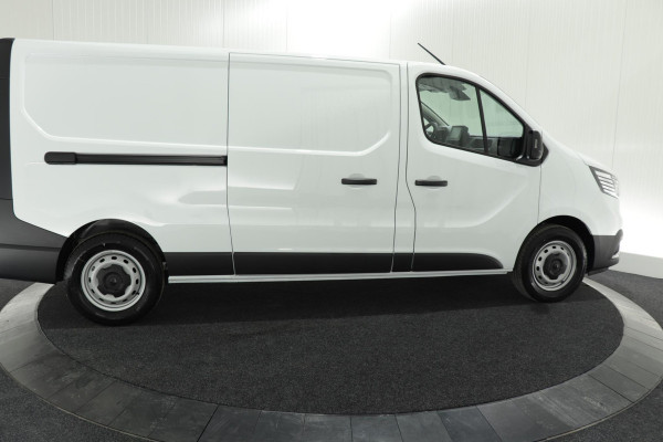 Renault Trafic 2.0 dCi 150 T30 L2H1 Comfort | Parkeersensoren | Vloerplaat | Airco | Navigatie | Apple Carplay