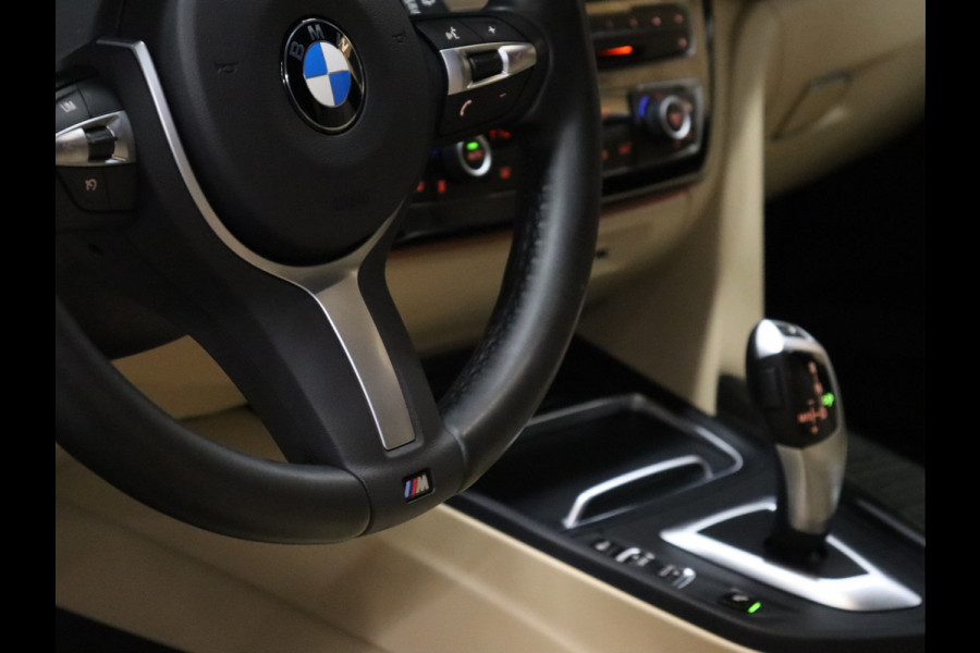 BMW 3 Serie Touring 318i M Sport Corporate Lease FULL OPTION [M-PAKKET, VOL LEDER, SPORTSTOELEN, CAMERA, GROOT NAVI, DIGITAL COCKPIT, NIEUWSTAAT]