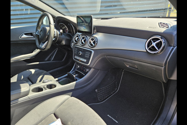 Mercedes-Benz GLA 200 AMG Peak Edition 156pk Dealer O.H | Panodak | Camera | 19"L.M | Sfeerverlichting | LED |  Sportstoelen Verwarmd | Navi | El. Achterklep |