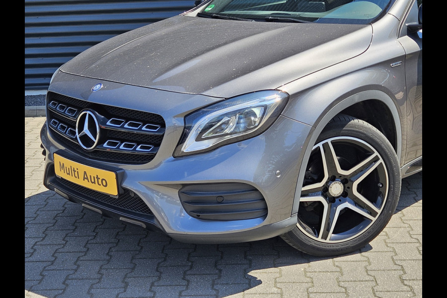 Mercedes-Benz GLA 200 AMG Peak Edition 156pk Dealer O.H | Panodak | Camera | 19"L.M | Sfeerverlichting | LED |  Sportstoelen Verwarmd | Navi | El. Achterklep |