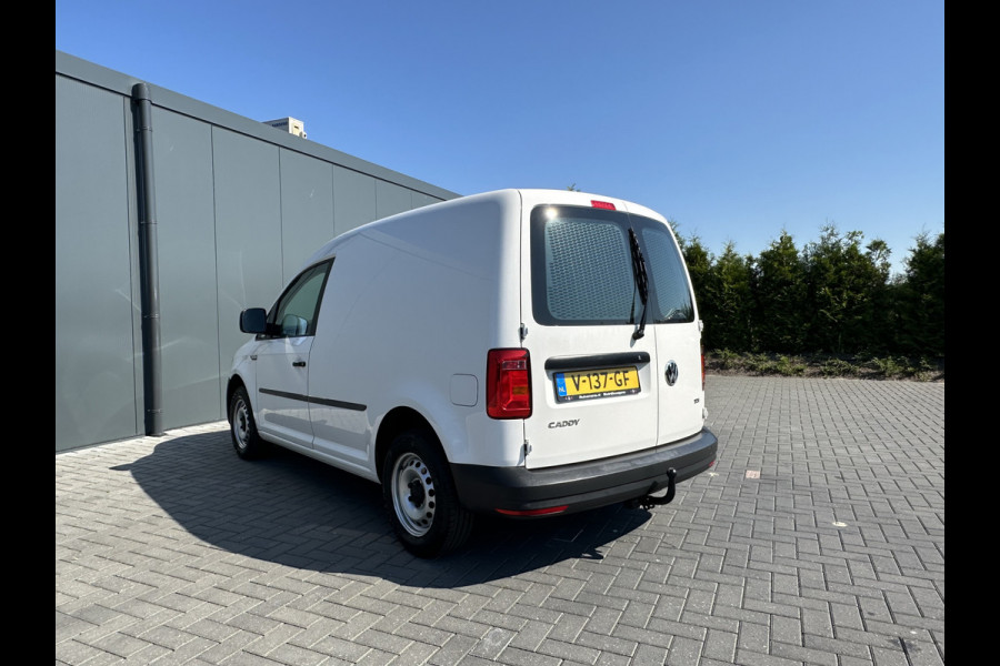 Volkswagen Caddy 2.0 TDI EURO 6 / L1H1 / ZEER NETTE AUTO / TREKHAAK / AIRCO / RAMEN ACHTER