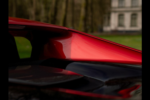 Ferrari 296 GTB 3.0 V6 | Assetto Fiorano | Carbon wheels | Rosso Imola | Full carbon! | CarPlay