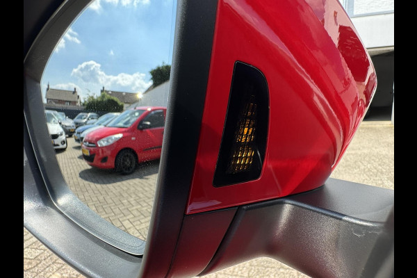 Škoda Kodiaq 1.5 TSI Business Edition Plus Panoramadak Climate Navigatie ParkAssist Achteruirijcamera