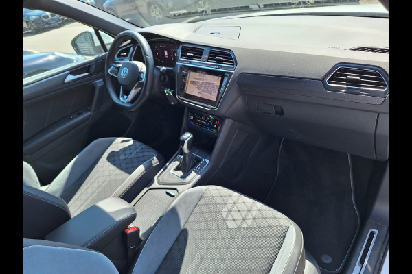 Volkswagen Tiguan 1.4 TSI eHybrid R-Line Business+ Plug in Hybrid | PHEV | Navi | Stoel/Stuur Verwarming | IQ Light | Virtual Cockpit | Lane Assist | Adaptive Cruise | Carplay |