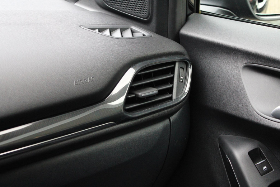 Ford Puma 1.0 EcoBoost Hybrid ST-Line 125pk | Winter pack | Climate control | Navigatie | All season banden | Digitaal display | All season banden