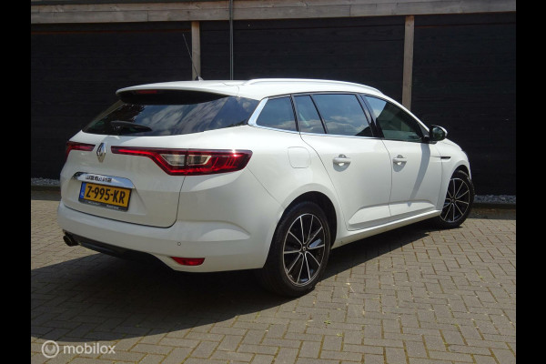 Renault Mégane Estate 1.2 TCe 132 PK Bose 17" / R-Link full map navigatie / Half Leder / Headup displ.