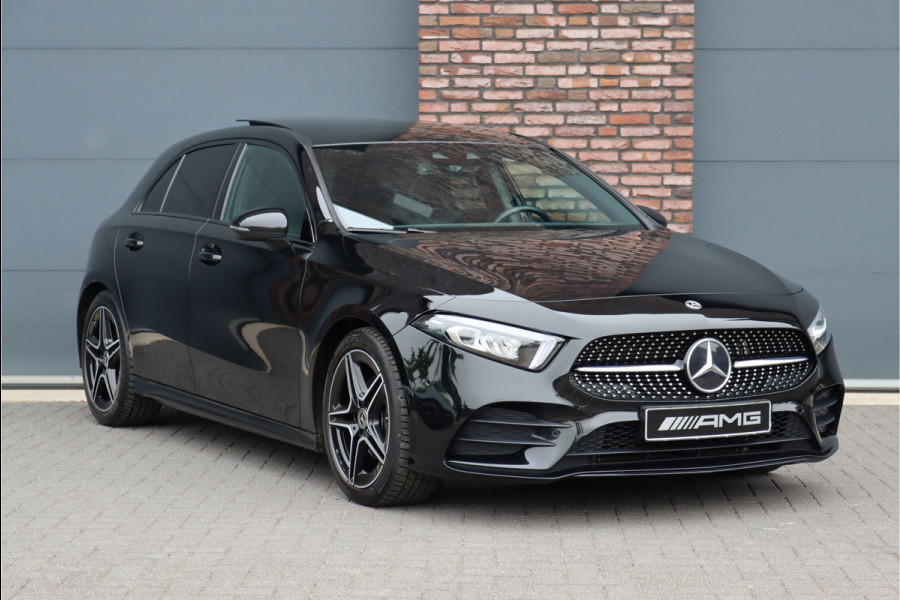 Mercedes-Benz A-Klasse 180 d AMG Line Aut8 | Panoramadak | Camera | Widescreen | Sfeerverlichting | Augmented Reality | Zitcomfortpakket | Apple Carplay/Android Auto |