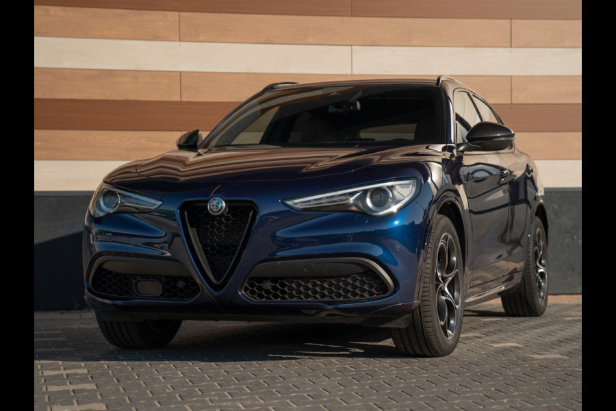 Alfa Romeo Stelvio 2.0T 280pk AWD Veloce | Harman/Kardon | 20 inch | Carplay | Blu Montecarlo | Camera