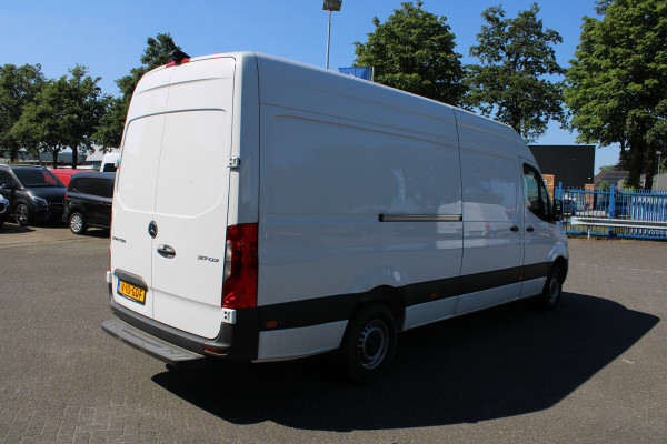 Mercedes-Benz Sprinter 317 CDI L3H2 MBUX met navigatie en camera, Geveerde stoel, Leder stuur