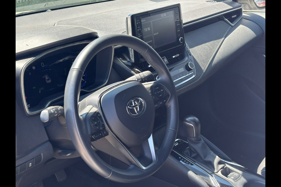 Toyota Corolla Touring Sports 1.8 Hybrid Dynamic Navi|Apple Carplay|Camera