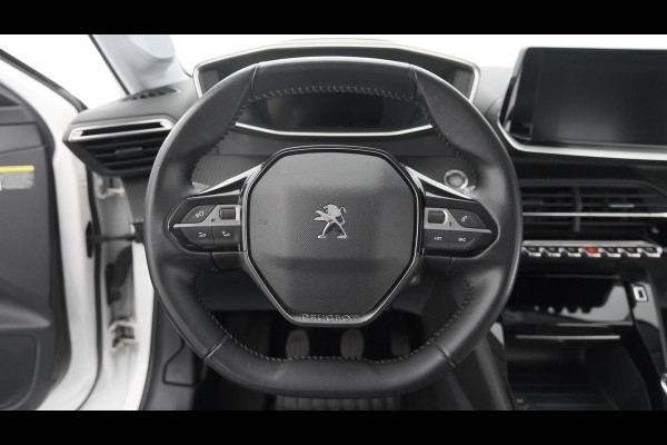 Peugeot 208 PureTech 100 Allure | Apple Carplay | Stoelverwarming | Parkeersensoren | Climate Control