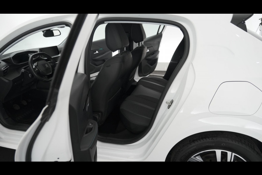 Peugeot 208 PureTech 100 Allure | Apple Carplay | Stoelverwarming | Parkeersensoren | Climate Control
