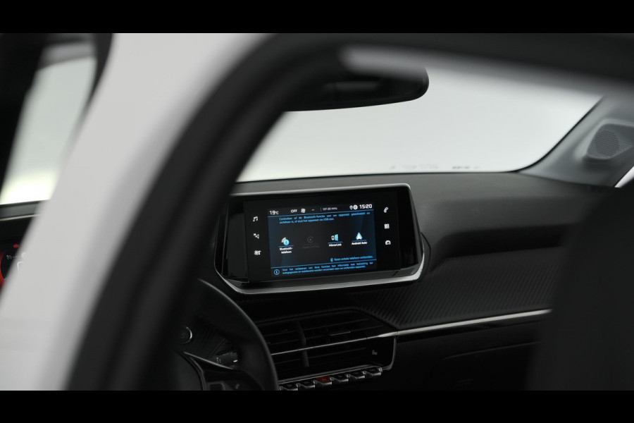 Peugeot 208 PureTech 100 Allure | Apple Carplay | Stoelverwarming | Parkeersensoren | Climate Control