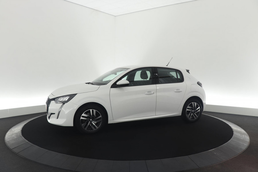 Peugeot 208 PureTech 100 Allure | Apple Carplay | Stoelverwarming | Parkeersensoren | Climate Control