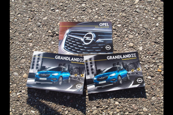 Opel Grandland X 1.2 Turbo Business Executive | Camera | Navi | Apple Carplay | Cruise Control | Climate Control | Trekhaak |