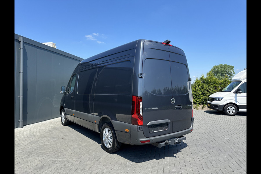 Mercedes-Benz Sprinter 317 CDI 170 PK 9G AUTOMAAT / 2024 FACELIFT MODEL !! / L2H2 / 3.5 TONS TREKHAAK / CAMERA / LED / APPLE CARPLAY