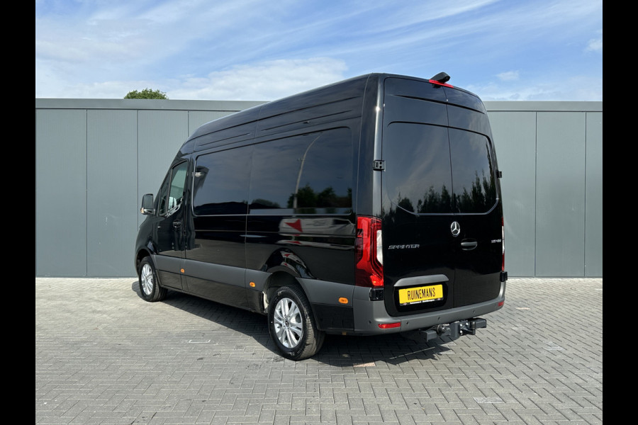 Mercedes-Benz Sprinter 319 CDI 191 PK 9G AUTOMAAT / 2024 FACELIFT MODEL !! / L2H2 / 3.5 TONS TREKHAAK / CAMERA / LED / APPLE CARPLAY