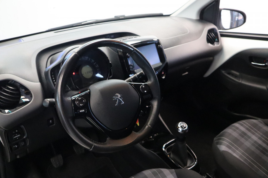 Peugeot 108 1.0 e-VTi Allure 5-Drs. Navigatie ClimateControl 1ste Eigenaar