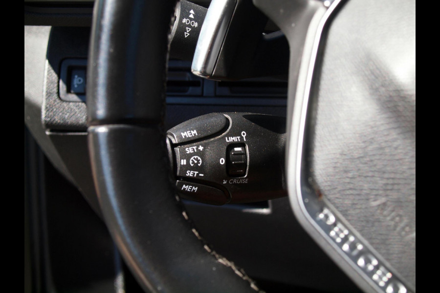 Peugeot 5008 1.2 PureTech Allure 7 Persoons | Automaat | Camera | Apple Carplay | NL-Auto | Leer |