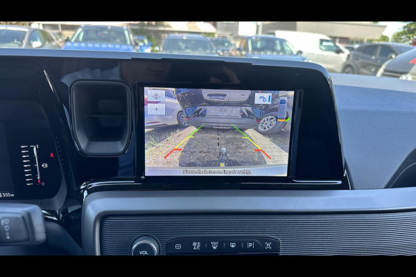 Ford Transit Courier 1.5 EcoBlue Trend VOORRAAD | Trekhaak | Scherm met Apple Carplay/Android auto | Camera en parkeersensoren |  16 inch lichtmetalen velgen | Led laadruimteverlichting | Led dagrijverlichting