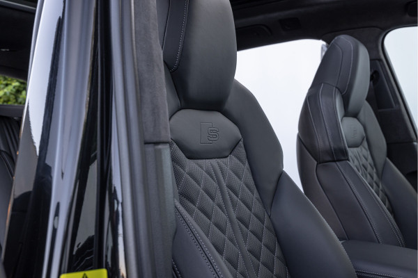 Audi SQ7 4.0 TFSI 507pk Quattro Pano Keramisch B&O advanced S-stoelen Carbon 4-wielsturing