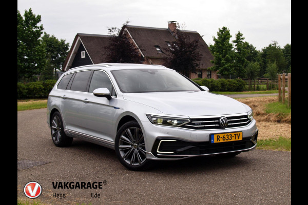 Volkswagen Passat Variant 1.4 TSI PHEV GTE Business | Camera | Apple Carplay | Cruise Control | Trekhaak |