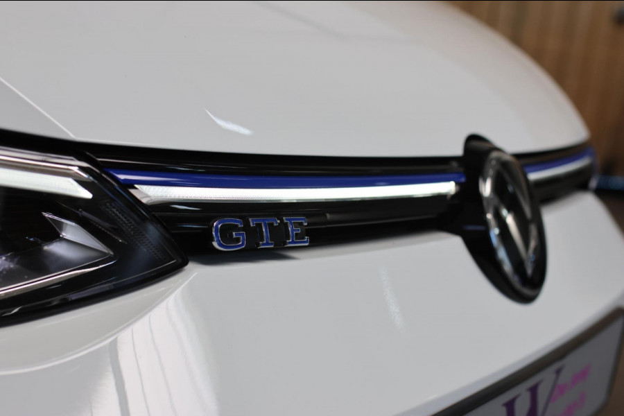 Volkswagen Golf 1.4 eHybrid GTE *Camera*Stoelverwarming*ACC*