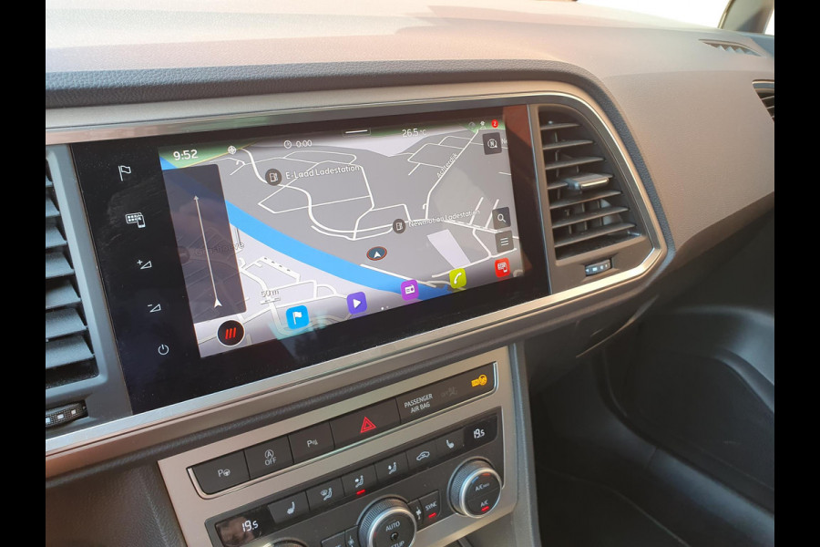 Seat Ateca 1.5 TSI 150pk DSG Xperience | Navigatie | Apple Carplay/Android Auto | Camera | Parkeersensoren | Stoel-en stuurverwarming | Ledverlichting | Getinte ramen | Climate Control