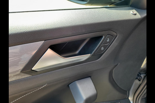 Volkswagen T-Roc 1.5 TSI 150pk DSG Style Plus | Navigatie | Apple Carplay/Android Auto | Parkeersensoren | Camera | Adaptive Cruise Control | Blind Spot Assist | Stoel- en stuurverwarming | Elektrische achterklep | Ledverlichting | Climate Control