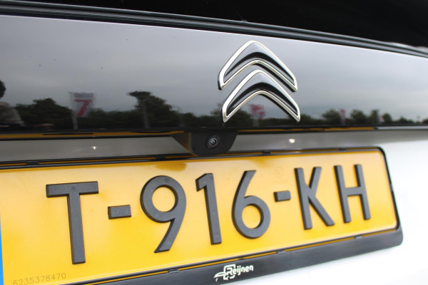 Citroën C4 1.2 130PK AUTOMAAT SHINE PACK BUSINESS | PANORAMISCH SCHUIF/KANTEL DAK | DODEHOEK BEWAKING | LEDEREN BEKLEDING | ELEKTRISCHE STOELEN INCL. MASSAGE FUNCTIE | DRAADLOZE TELEFOON LADER | STOEL VERWARMING | HEAD UP DISPLAY | ADAPTIVE CRUISE CONTROL | ACHTERUITRIJ CAMERA | PARKEERSENSOREN VOOR EN ACHTER | LICHTMETALEN VELGEN 18" | FULL LED KOPLAMPEN | KEYLESS ENTRY/START | APPLE CARPLAY/ANDROID AUTO | FULL OPTION! |
