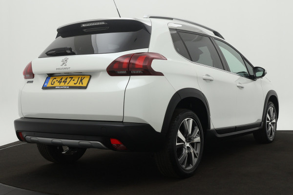 Peugeot 2008 BWJ 10-2019 / 1.2 PT 111PK Allure / Clima / Pano dak / Camera a. / Navi / Cruise /