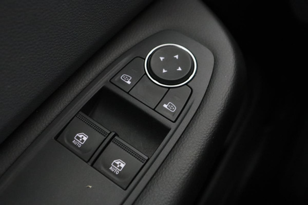 Renault Clio 1.0 TCe Life | 23.500km NAP | Full LED | Cruise control | Airco | Bluetooth | PDC | Radio/USB