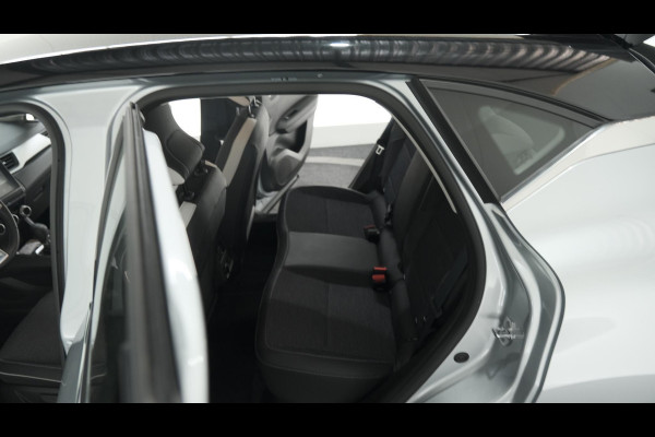Renault Captur Mild Hybrid 140 EDC Techno | Apple Carplay | Parkeersensoren | Climate Control