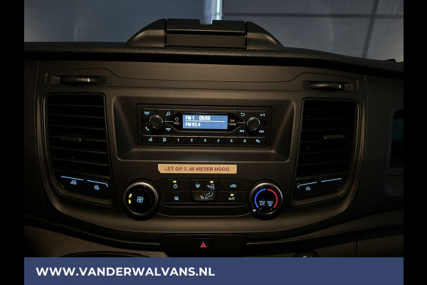 Ford Transit 2.0 TDCI 130pk Bakwagen Laadklep Zijdeur Euro6 Airco | 917kg laadvermogen Camera, Bluetooth-telefoonvoorbereiding, Bijrijdersbank