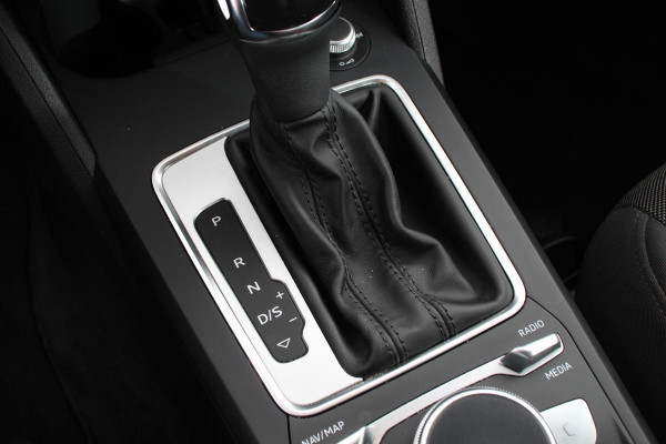 Audi Q2 35 TFSI 150pk S-Tronic Prestige | Navigatie | Apple Carplay/Android Auto | Camera | Parkeersensoren | Adaptive Cruise Control | Stoelverwarming | Climate Control