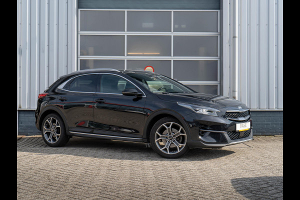 Kia Xceed 1.4 T-GDi DynamicPlusLine | Stoel en stuurverwarming | Achteruitrijcamera | Navigatie |