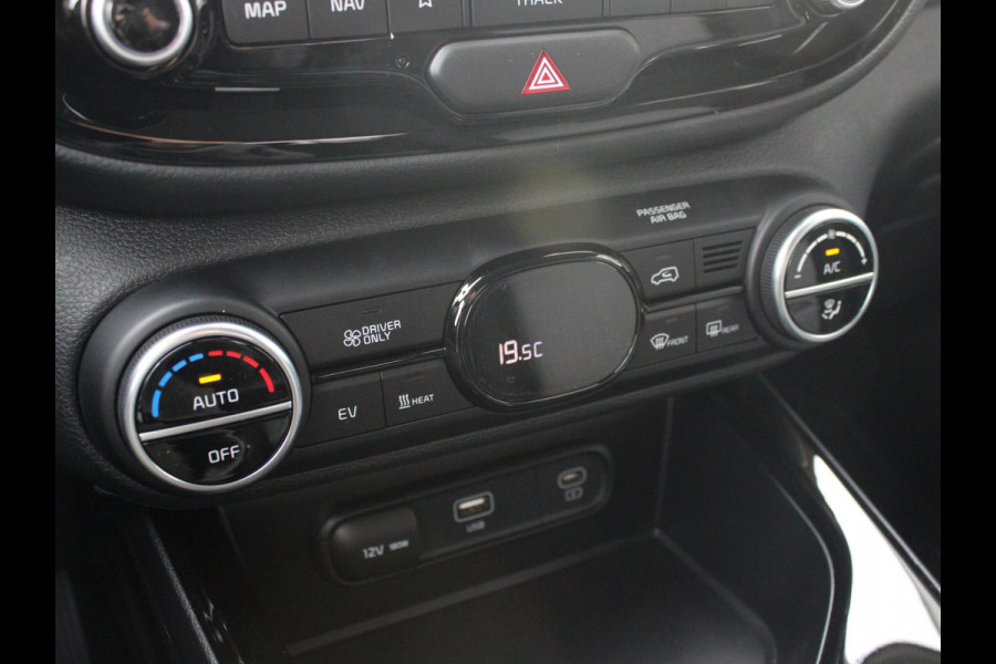 Kia e-Soul DynamicLine 64 kWh | Navi| Camera | Clima | LED | CarPlay