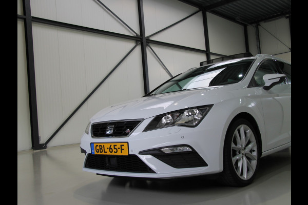 Seat León ST 1.5 TSI 150PK DSG FR | Pano | Digitale cockpit