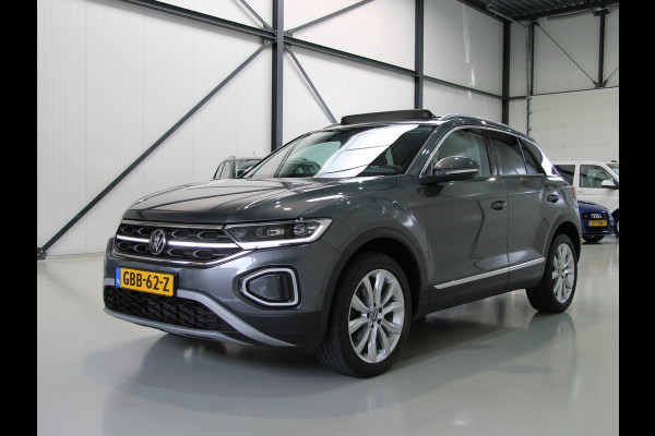 Volkswagen T-Roc 1.0 TSI 110PK Style | Pano dak | Navigatie