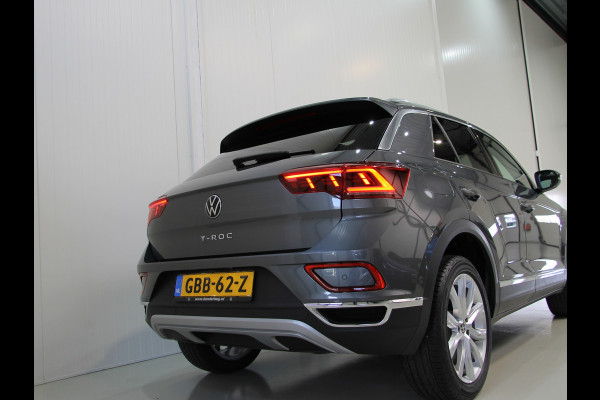 Volkswagen T-Roc 1.0 TSI 110PK Style | Pano dak | Navigatie