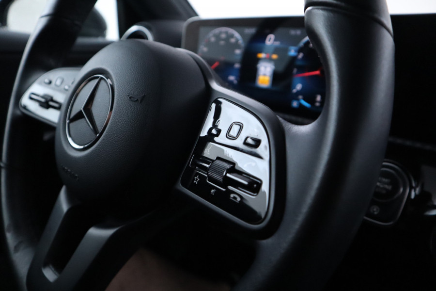 Mercedes-Benz A-Klasse 180 Business Solution Navigatie, Climate, Leder,