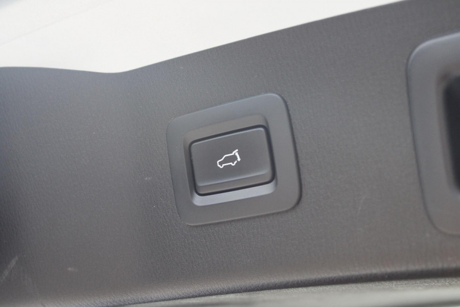 Mazda CX-5 2.0 SkyActiv-G 165 Luxury | Bosé | Stoelverwarming | Stoel ventilatie |