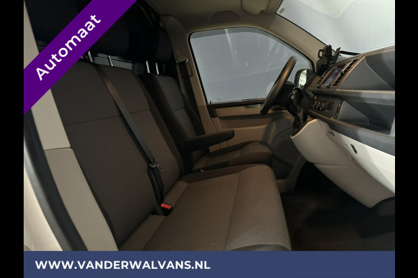 Volkswagen Transporter 2.0 TDI 150pk Automaat L2H1 Euro6 Airco | 2x zijdeur | Navigatie Cruisecontrol, Trekhaak 2500KG, Apple carplay & Android Auto