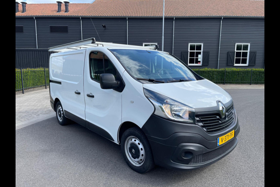 Renault Trafic 1.6 dCi T29 L1H1 Airco 3-Peroons Kasinrichting Trekhaak imperiaal