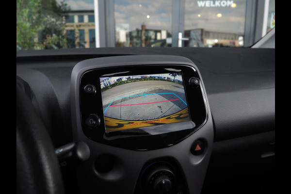 Peugeot 108 1.0 e-VTi Active / Navigatie / Camera / DAB+ / Bluetooth / Airco