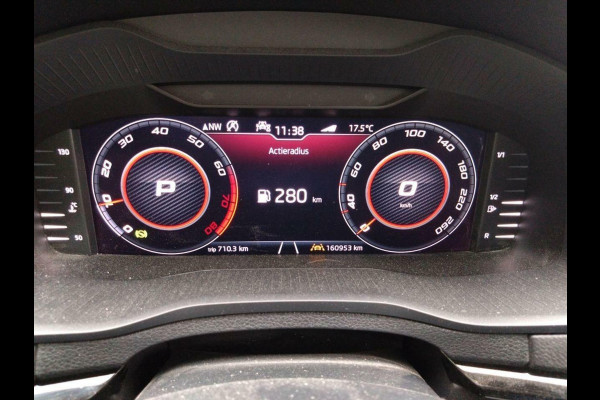 Škoda Karoq 1.5 TSI ACT Sportline DSG Pano Virtual Trekh NAP